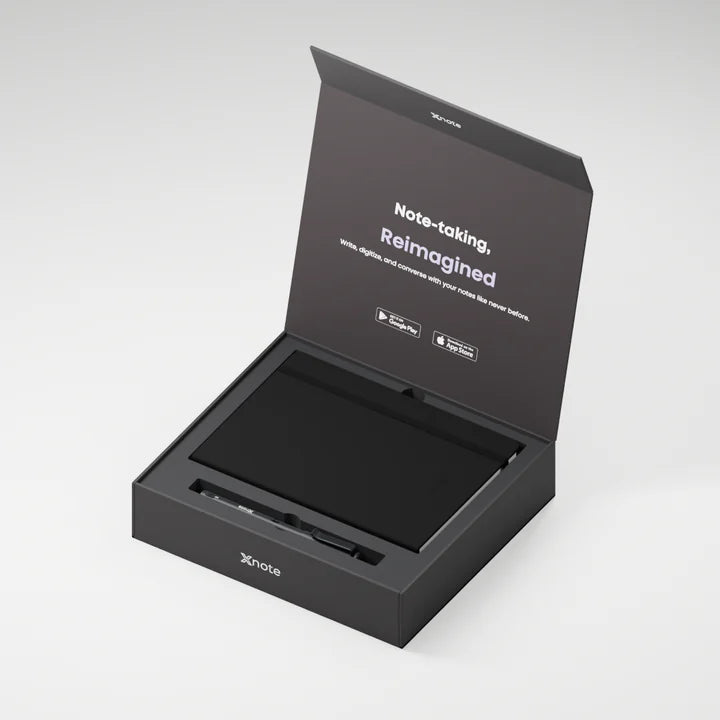 The XNote Write box, open, with the notebook and the pen inside (illustration)